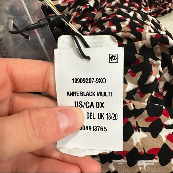 Anne Klein Printed Long Sleeve Pleat Neck Blouse - Picture 4 of 5